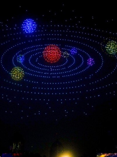 दिल्ली के आसमान में नजर आया 'सोलर सिस्टम'! देखें तस्वीरें 