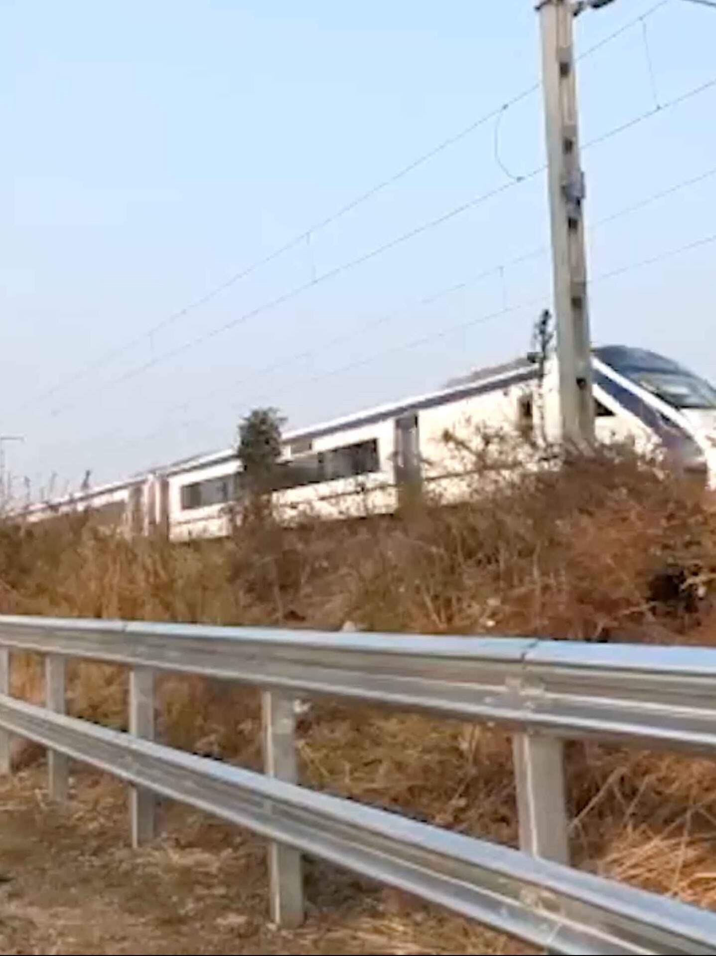 Mumbai-Ahmedabad Vande Bharat Express: Route, Timings, Features, Facilities and Fencing Details