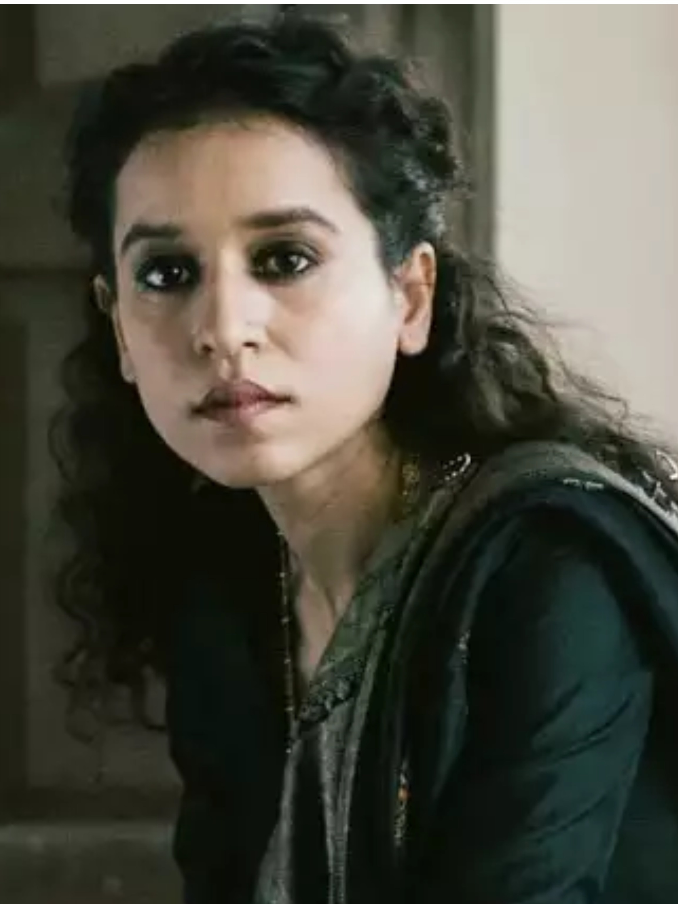 मांगे न्यूड फोटोज, ट्रोल्स ने मेड कह कर चिढ़ाया, जब एक्ट्रेस ने दिया करारा जवाब