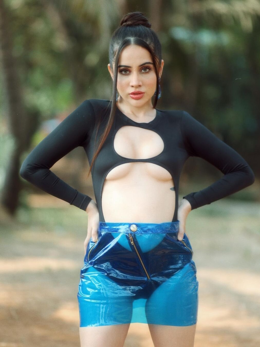 उर्फी ने गुस्से में मेकअप आर्टिस्ट के मुंह पर फेंका पानी, फिर ये हुआ 