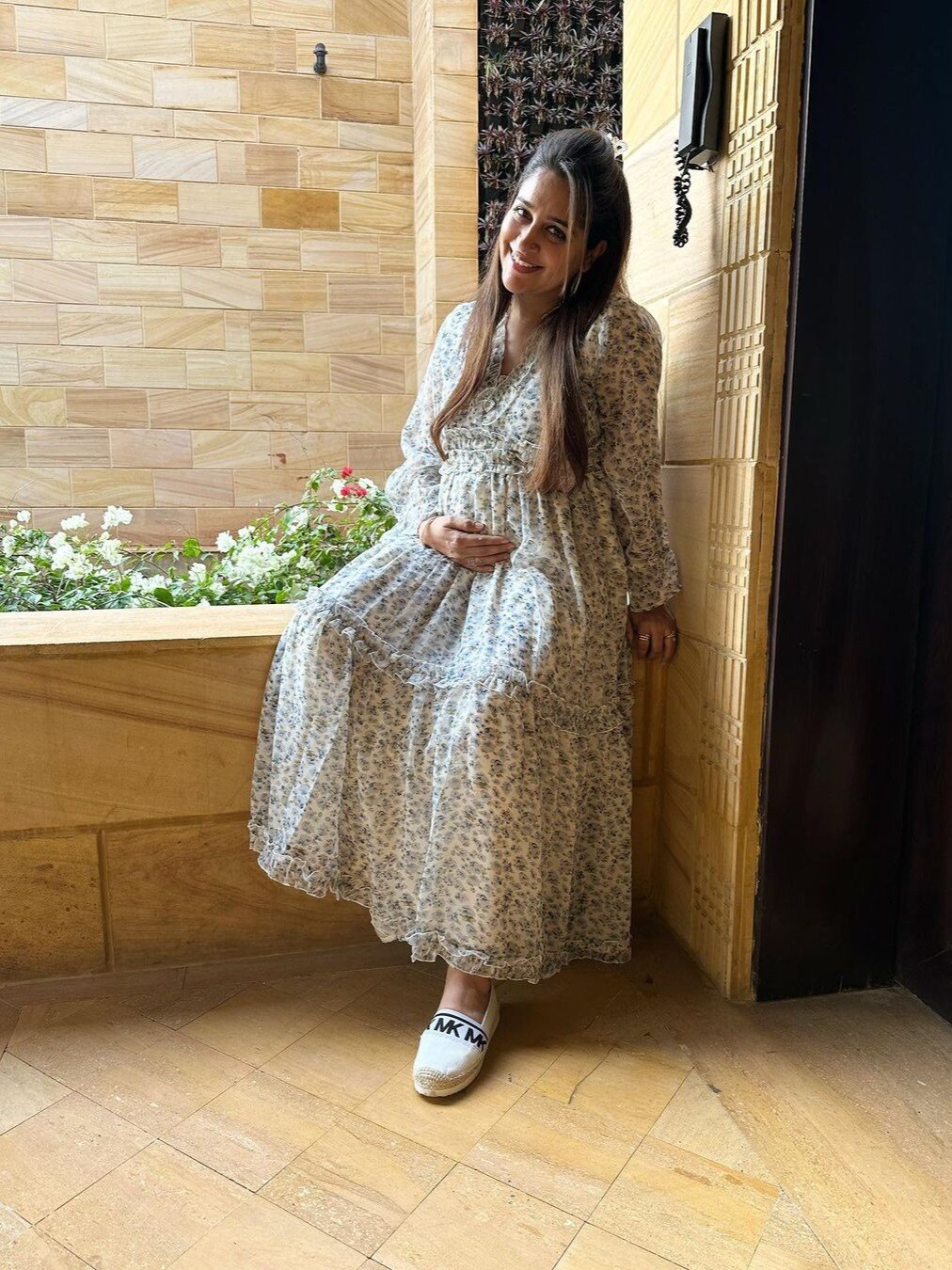 देर रात दीपिका को लॉन्ग ड्राइव पर लेकर गए पति शोएब, चेहरे पर दिखा प्रेग्नेंसी ग्लो