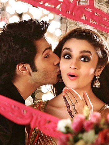 वैलंटाइन डे पर गर्लफ्रेंड को करना है इंप्रेस, इन फिल्मों से ले सकते हैं आइडिया