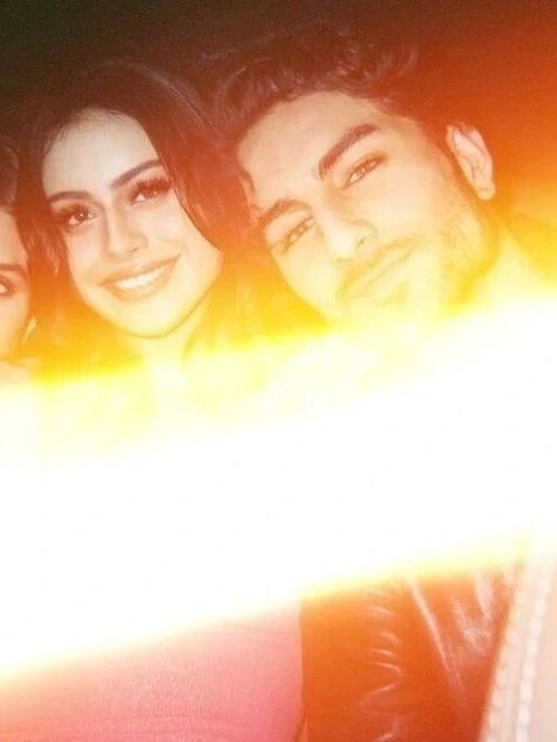 इब्राहिम संग न्यासा देवगन ने की पार्टी, पिंक ड्रेस में काजोल की बेटी का किलर है लुक