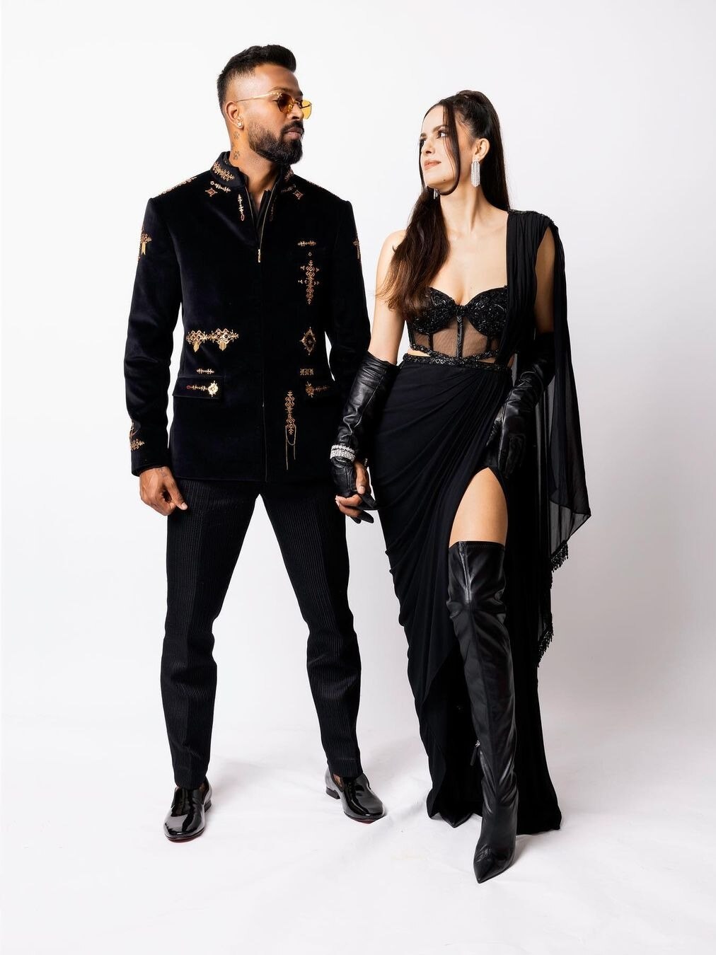 पहली मुलाकात में ही एक-दूसरे को दिल दे बैठे थे हार्दिक-नताशा, फिल्मी है लव स्टोरी