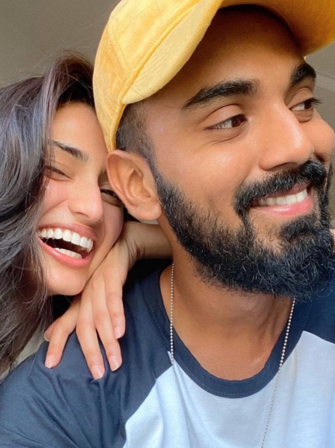 केएल राहुल की इस चीज से नफरत करती हैं अथिया, बताया किसने पहले कहा था I Love You?