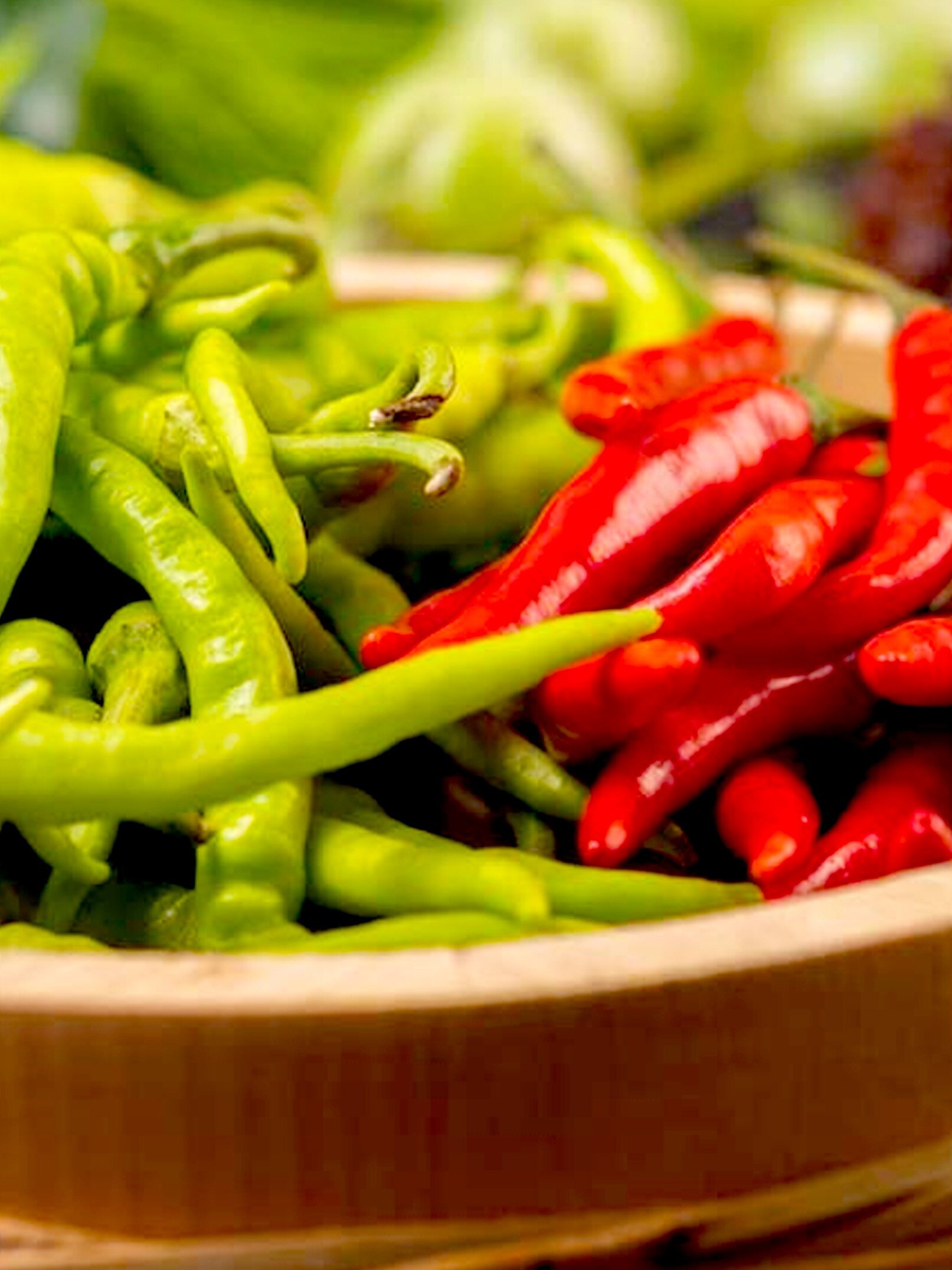 लाल या हरी मिर्च,क्‍या खाना चाहिए ? - Which should be eaten red or