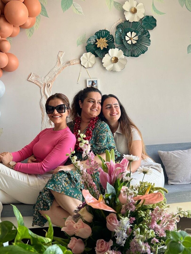 3 साल 7 महीने बाद बड़ी बहन से मिलीं रुबीना, खूबसूरत है 'दिलैक सिस्टर्स' की बॉन्डिंग