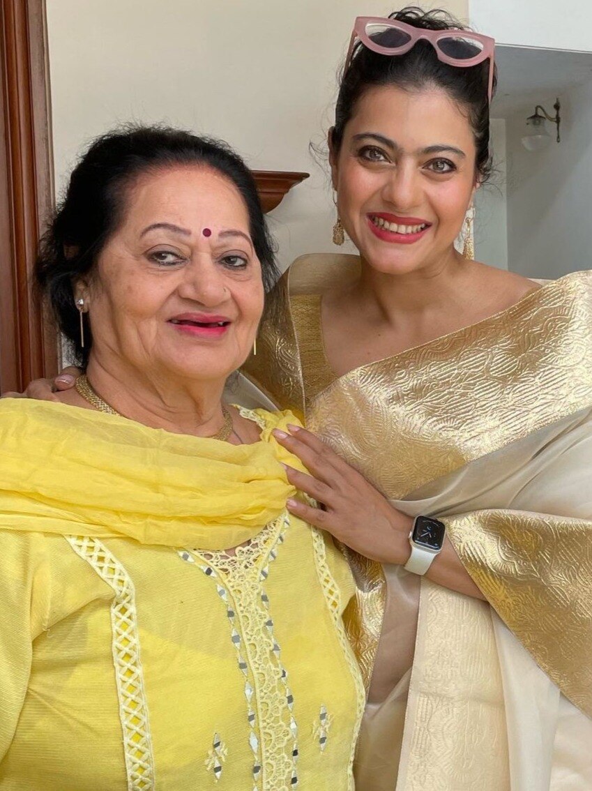 काजोल ने सास वीणा संग शेयर की फोटो, बोलीं- लव यू, Photos Viral 