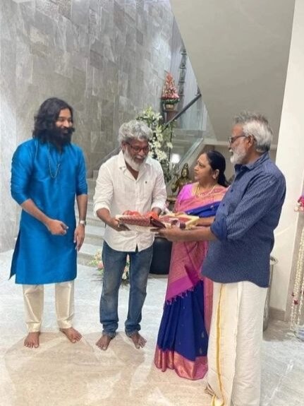 ससुर रजनीकांत के पड़ोसी बने धनुष, पैरेंट्स को तोहफे में दिया 150 करोड़ का बंगला