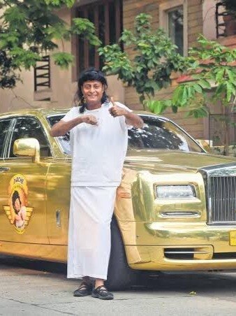 कारोबारी का कारनामा, करोड़ों की रॉल्स रॉयस को बना दिया टैक्सी! 