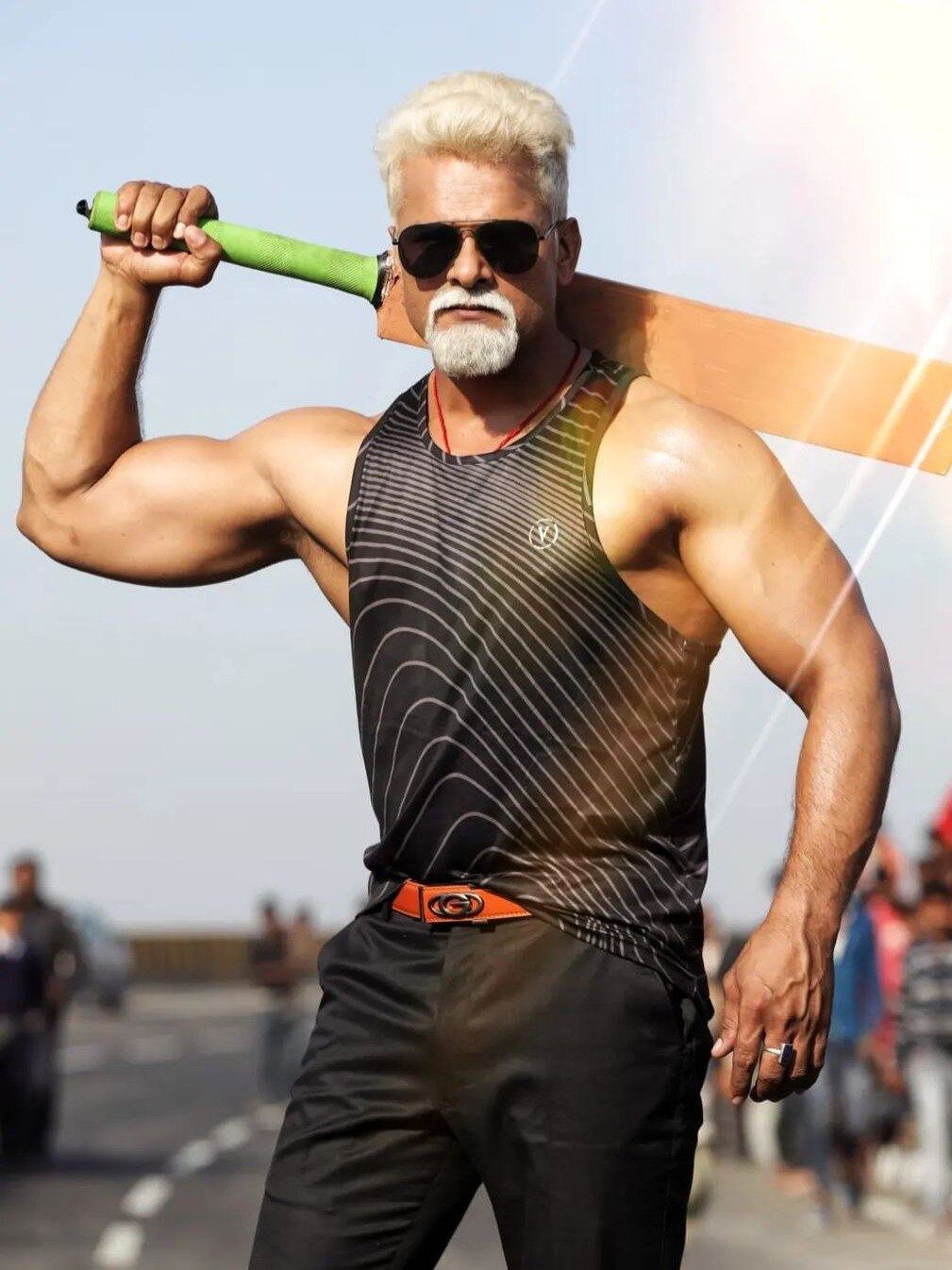 जिम में खेसारी का जबरदस्त वर्कआउट, खूब बहाया पसीना, फैंस बोले- कोई नहीं टक्कर में