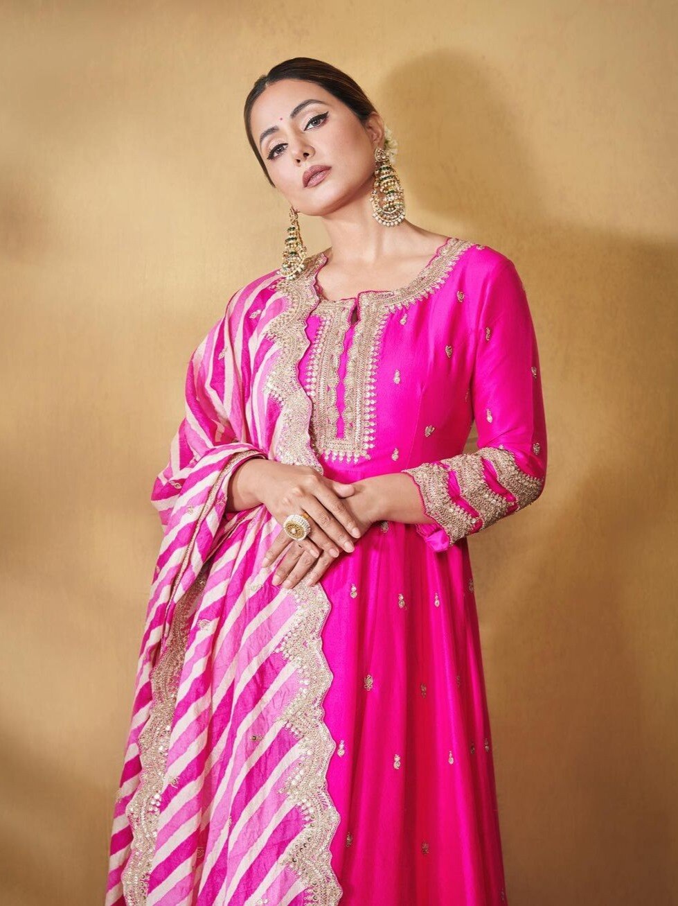 बिना शादी के 12 बच्चों की मां बनी 35 साल की ये एक्ट्रेस? फैन्स शॉक्ड