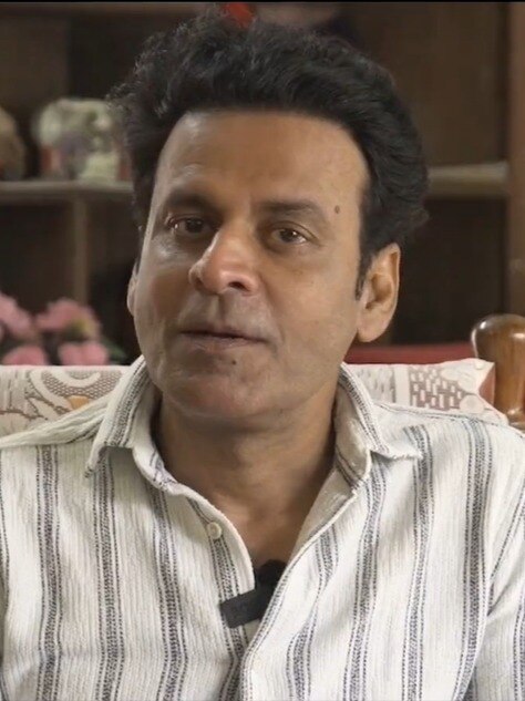 मनोज बाजपेयी ने दिखाया 45 साल पुराना पुश्तैनी घर, जहां बसती हैं यादें