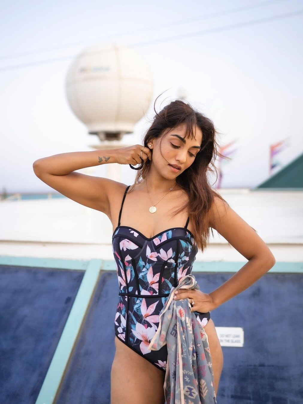 एक्ट्रेस से कम नहीं ऐश्वर्या राय की भाभी, 2 बच्चों की मां, सेंशुअस अंदाज, हो जाएंगे फिदा