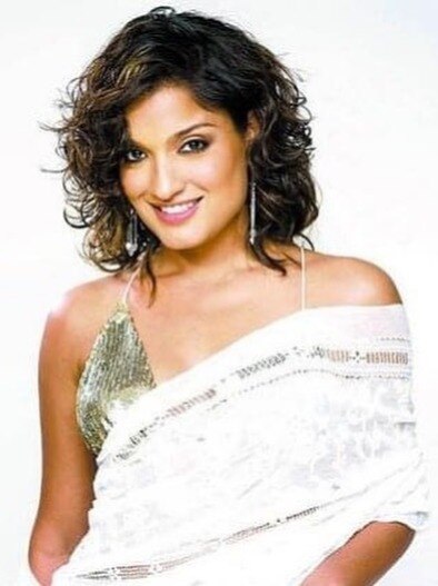 72 साल के नसीरुद्दीन शाह संग एक्ट्रेस का रोमांस, एक्टर बोले- इसके बाल तो सफेद कर दो