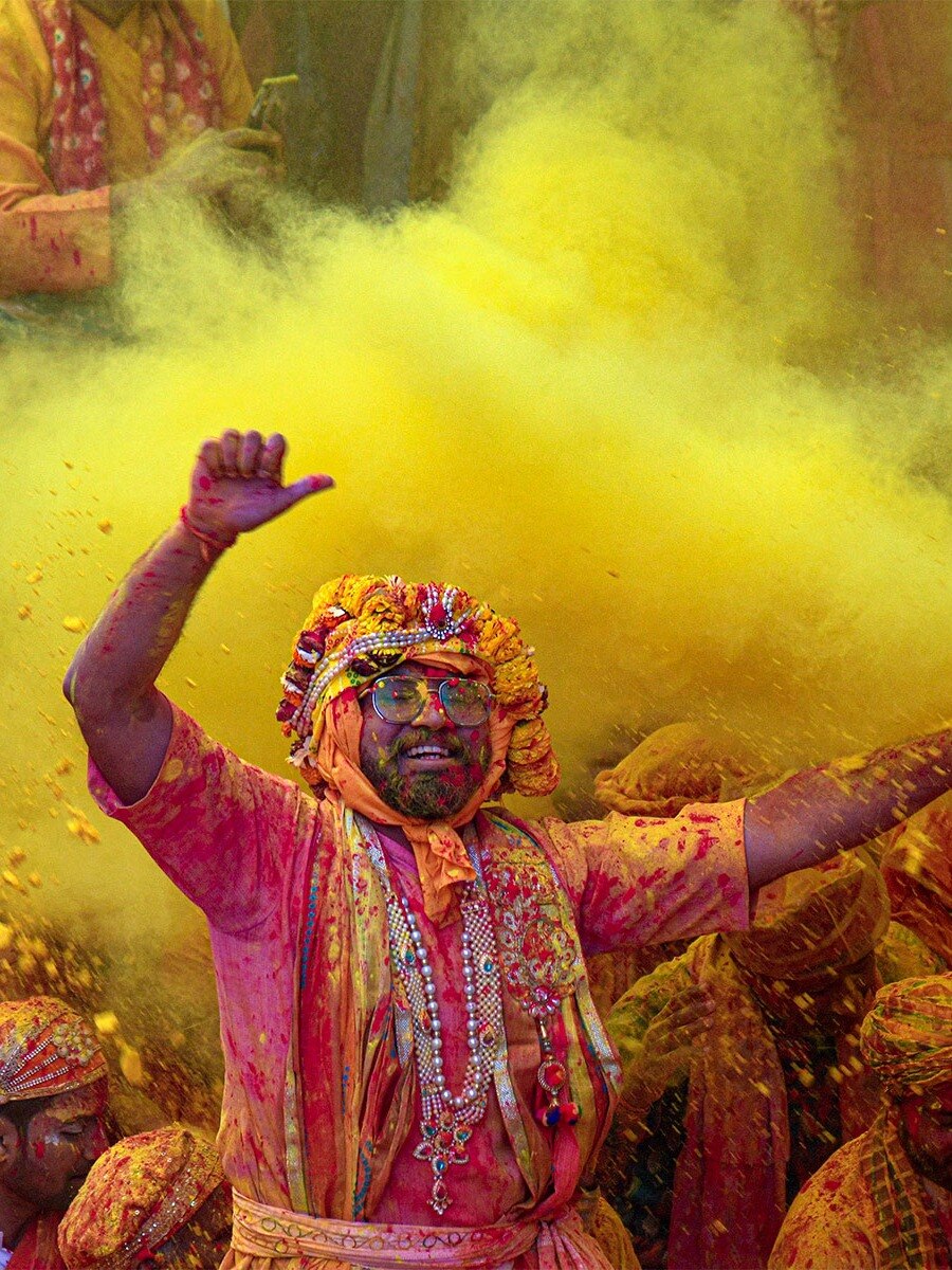  ব্রজভূমিতে শুরু হোলি উৎসবের উদযাপন 