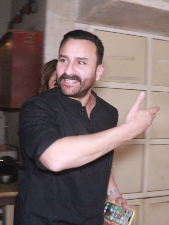 'हमारे बेडरूम में आ जाइए', पैपराजी से परेशान होकर बोले सैफ अली खान