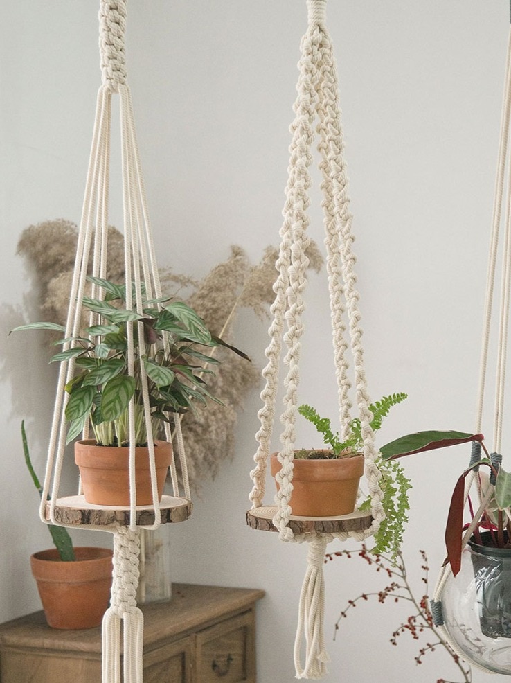 10 Fun DIY Projects for a Weekend at Home: Herb Garden, Homemade Candles and more