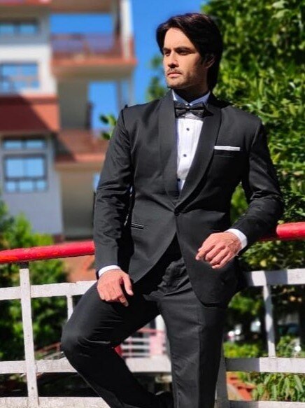 34 साल के एक्टर ने गर्लफ्रेंड संग गुपचुप की दूसरी शादी, तलाक के बाद बसाया घर! कौन है दुल्हन?