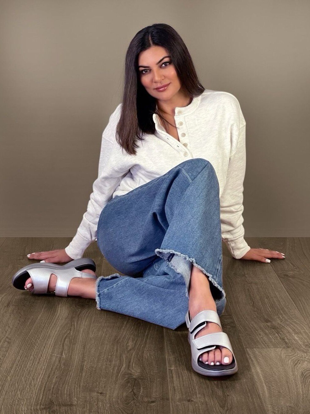 हार्ट अटैक के बाद फिर शुरू हुई सुष्मिता की फिटनेस जर्नी, करती दिखीं योग, फैंस बोले- रिस्पेक्ट