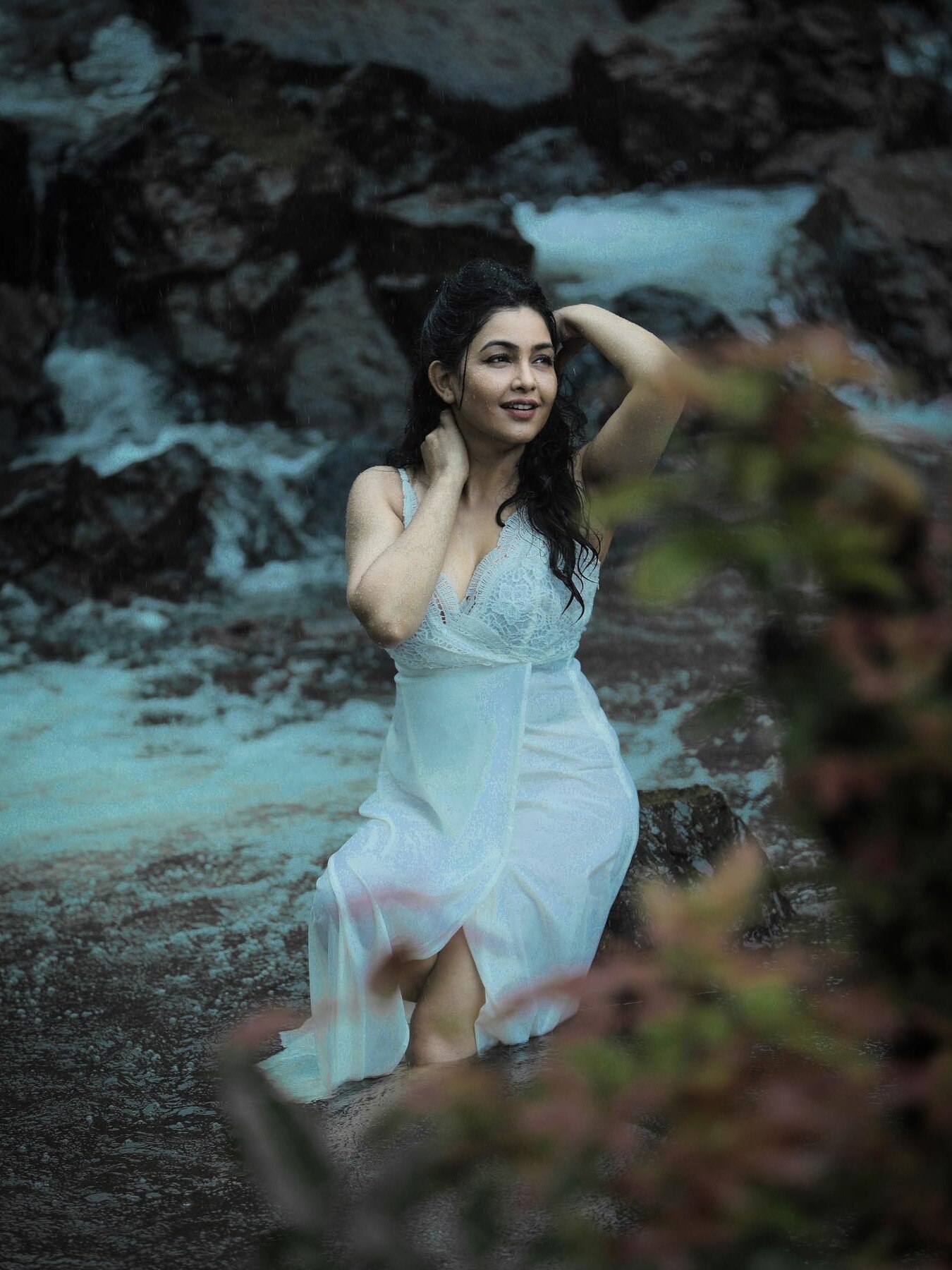 स्कूल में प्यार, कम उम्र में शादी, 1 बच्चे की मां...'अंगूरी भाभी' की टूटी शादी, फिल्मी है लव स्टोरी