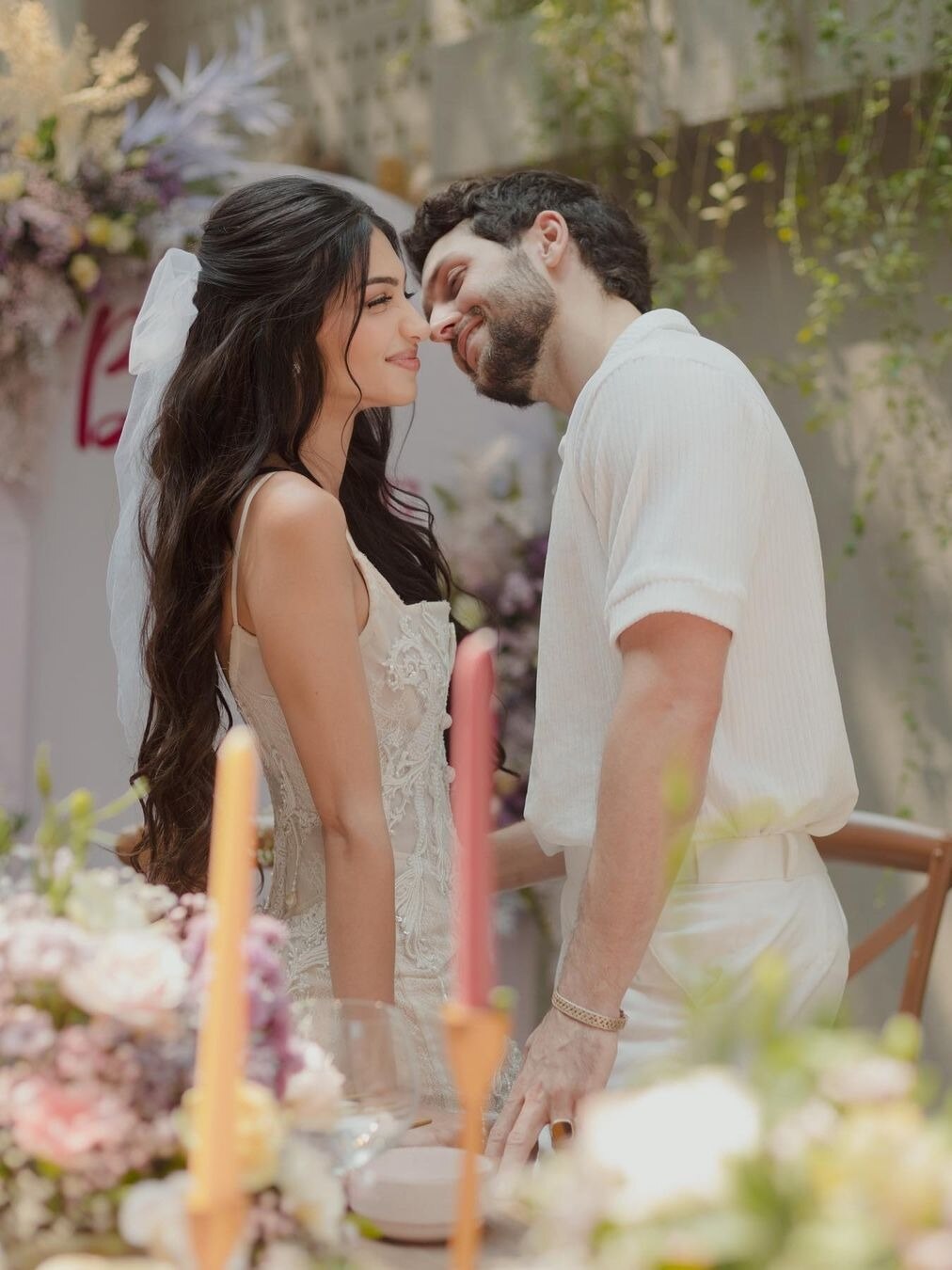 शादी से पहले विदेशी मंगेतर संग हुईं रोमांटिक, बहन के ब्राइडल ब्रंच में झूमती दिखीं अनन्या