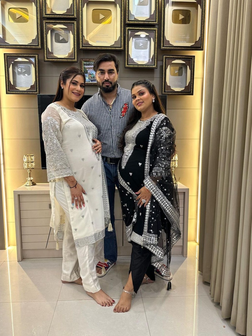 डिलीवरी से पहले दोनों प्रेग्नेंट बीवियों से अलग हुआ एक्टर! शादी में पड़ी दरार?