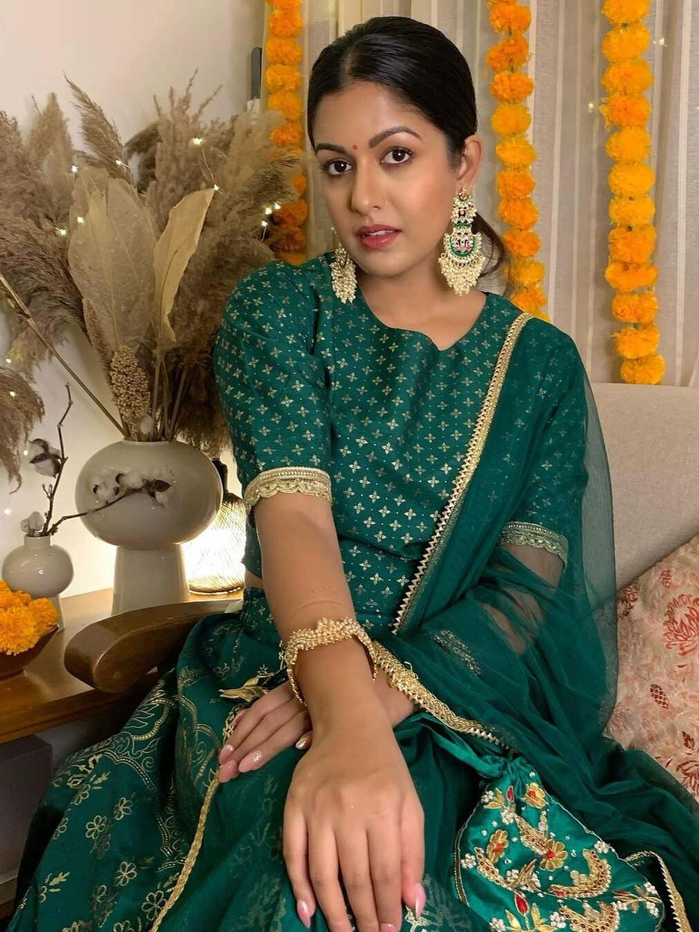 गुड न्यूज! मां बनने वाली हैं अजय देवगन की ऑनस्क्रीन बेटी, फ्लॉन्ट किया बेबी बंप 