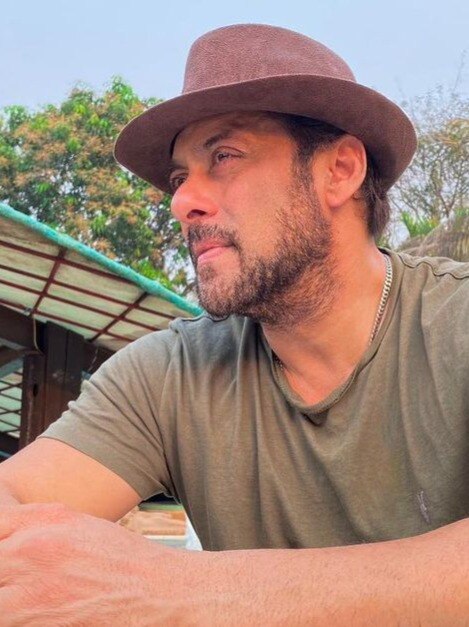  सलमान से शाहरुख तक, कितने घंटे सोते हैं आपके फेवरेट स्टार्स 