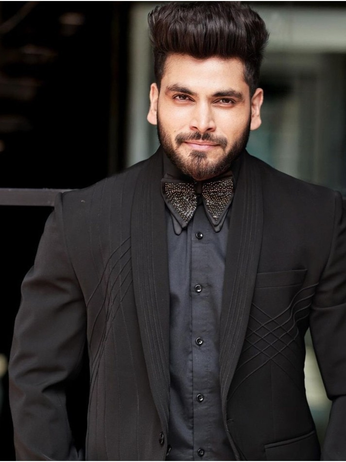 खरीदी 30 लाख की गाड़ी-खोला रेस्टोरेंट, कभी दूध बेचता था ये रिएलिटी शो स्टार