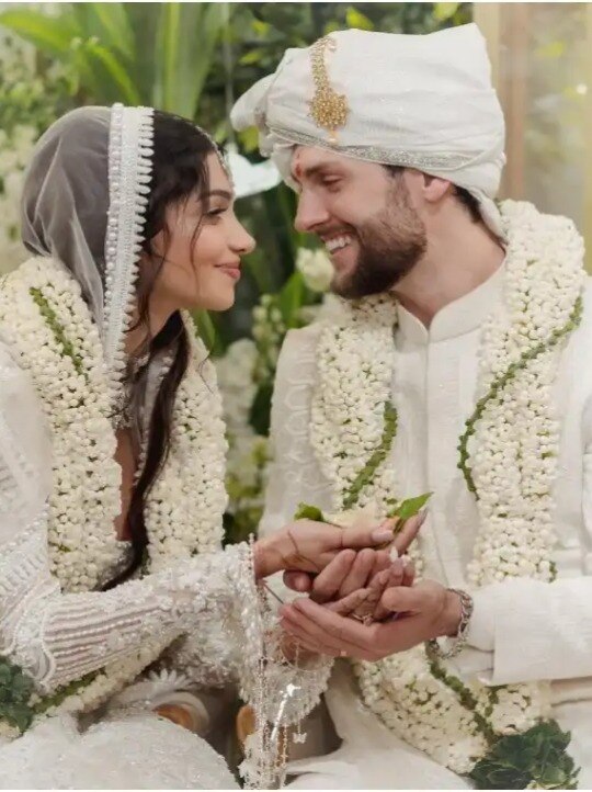 Shah Rukh Khan, Ananya Panday, Suhana Khan, Jaaved Jaaferi at Alanna Panday and Ivor McCray's Reception