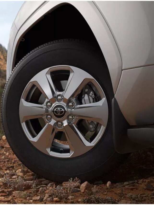 सड़क पर दौड़ता 'तूफान' है ये SUV, बच्चन से लेकर सलमान तक फैन!