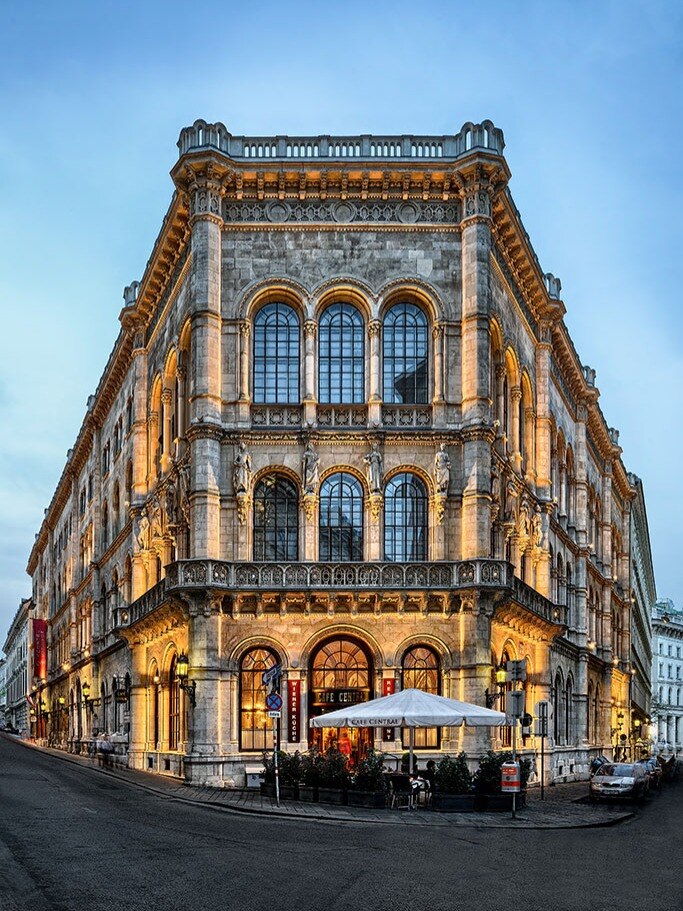 10 Most Beautiful Cafes In The World