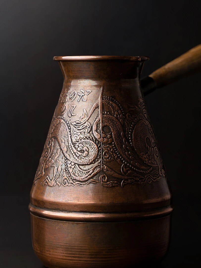 কাদের তামার পাত্রে জল রেখে খেলে বিপদ!