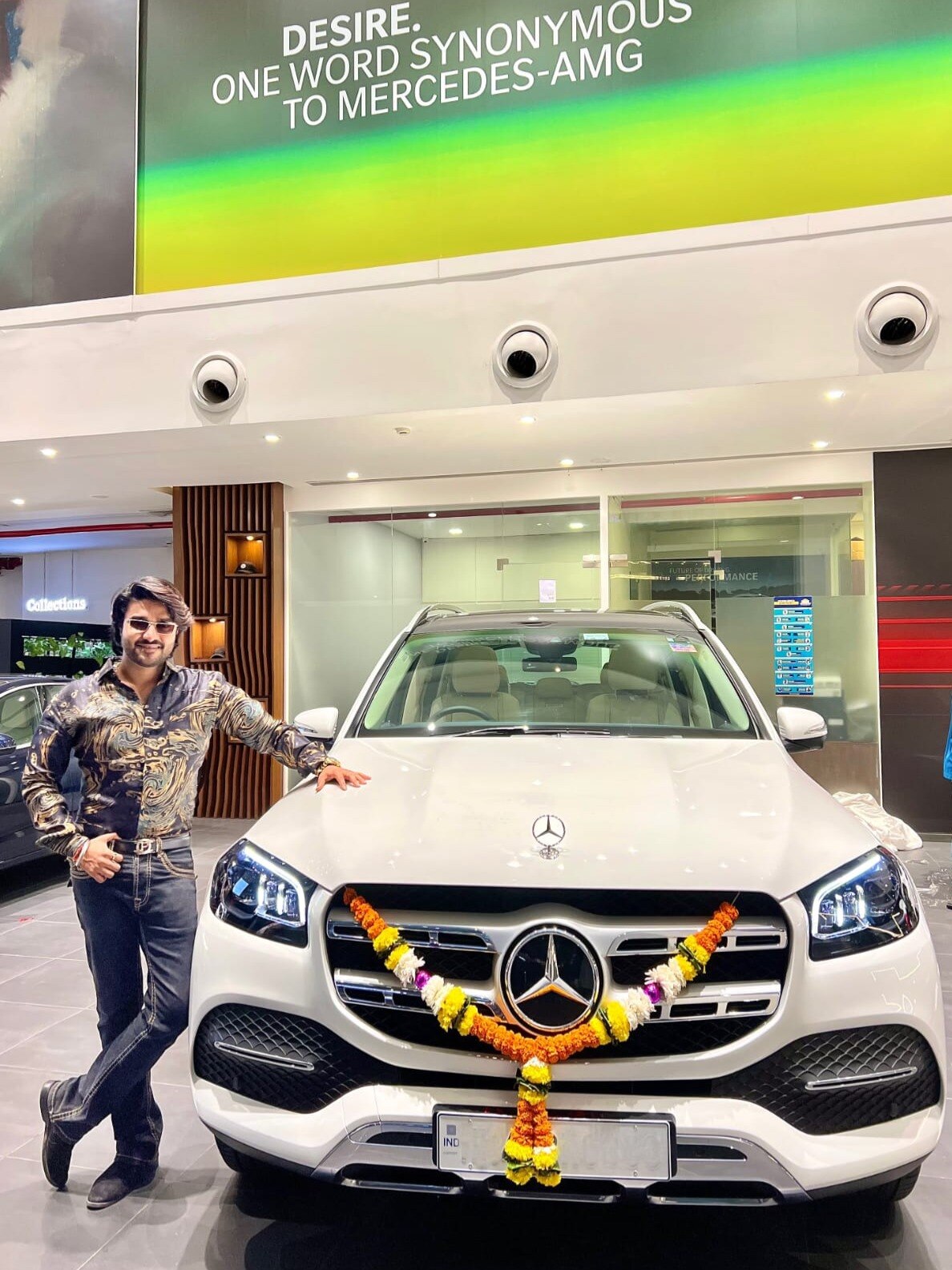 भोजपुरी एक्टर के घर आई लग्जरी कार, करोड़ों में कीमत, पूरा हुआ सपना