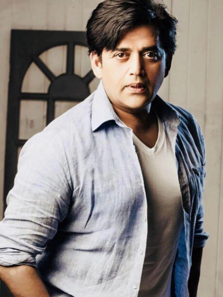 नगमा के प्यार में थे शादीशुदा रवि किशन? एक्टर बोले- बीवी के पैर छूकर...