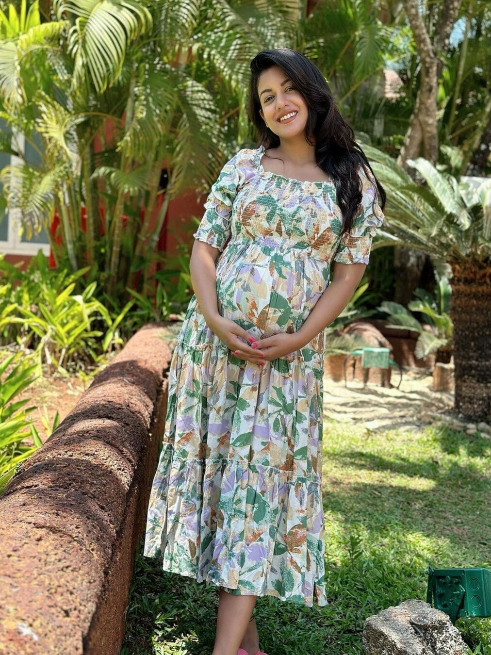 प्रेग्नेंसी में कैसे खुद को फिट रख रहीं अजय देवगन की ऑनस्क्रीन बेटी? करती हैं ये खास काम