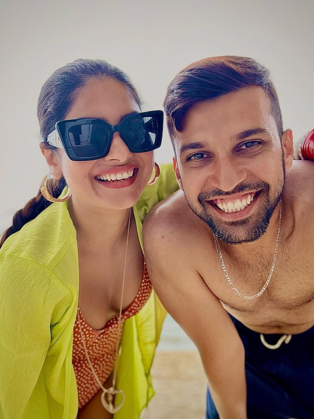 एक्ट्रेस को शादी में चाहिए भरोसा, पति ने खाई कसम, कहा- कभी नहीं दूंगा धोखा