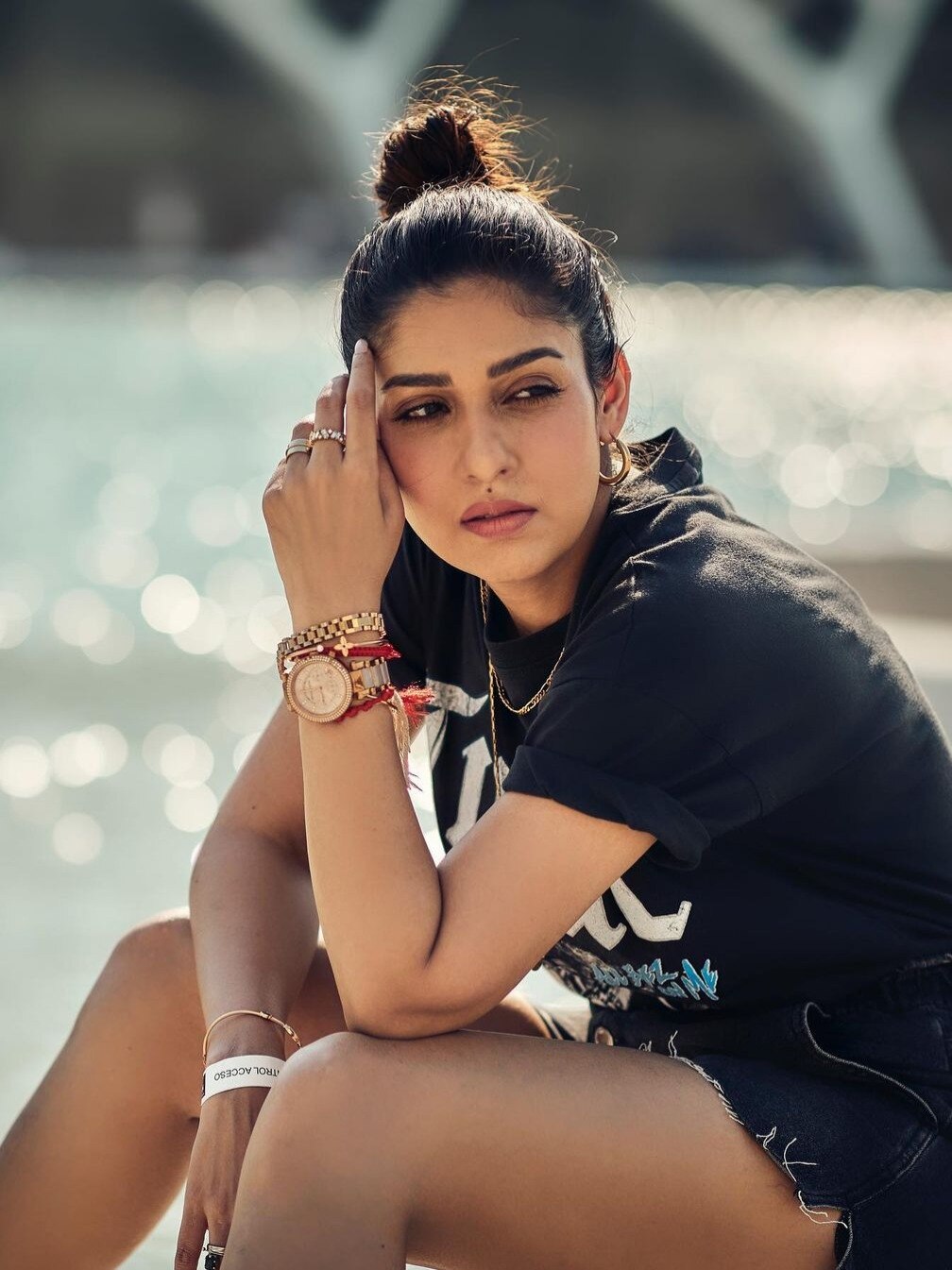 पति संग मंदिर पहुंचीं नयनतारा, फैन पर आया गुस्सा, बोलीं- फोन तोड़ दूंगी