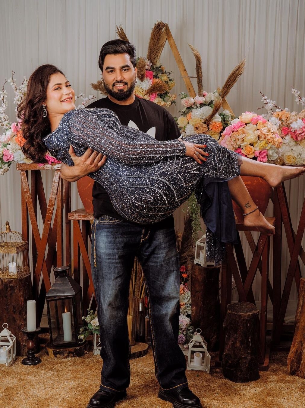 एक्टर की दूसरी पत्नी ने डिलीवरी के बाद बनाए वीडियो, लोग बोले- ड्रामा बंद करो