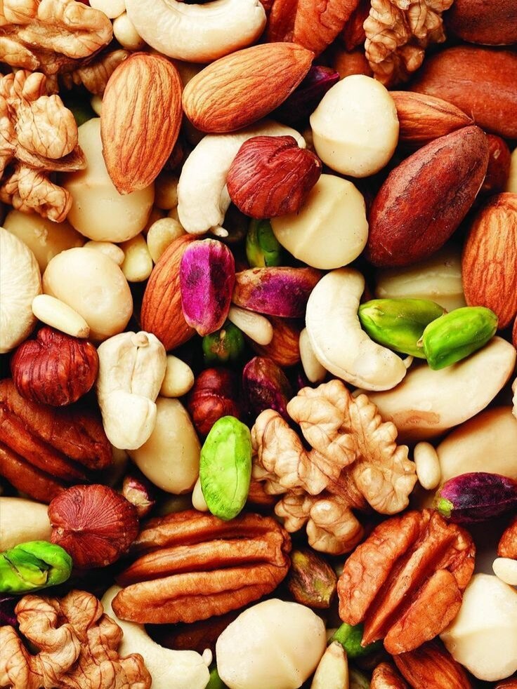 ऑयली ड्राई फ्रूट्स,जिनको गर्मी में कभी ना खाएं - Oily dry fruits which
