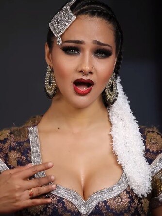 'भोजपुरी सनी लियोनी' का कजरारे पर किलर डांस, देखकर फैंस हुए इम्प्रेस