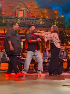 डांस करते- करते अर्चना ने की कपिल का गला दबाने की कोशिश? वीडियो देख हैरान फैन्स