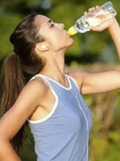 বেশি জল খেলে হার্ট-কিডনি ফেলিওরের ঝুঁকি