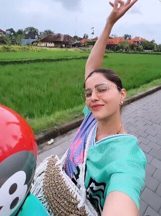 वेकेशन पर रुबीना, बाथटब में नहाते दिखीं, फैन्स बोले- एक ही दिल है, कितनी बार जीतोगी?