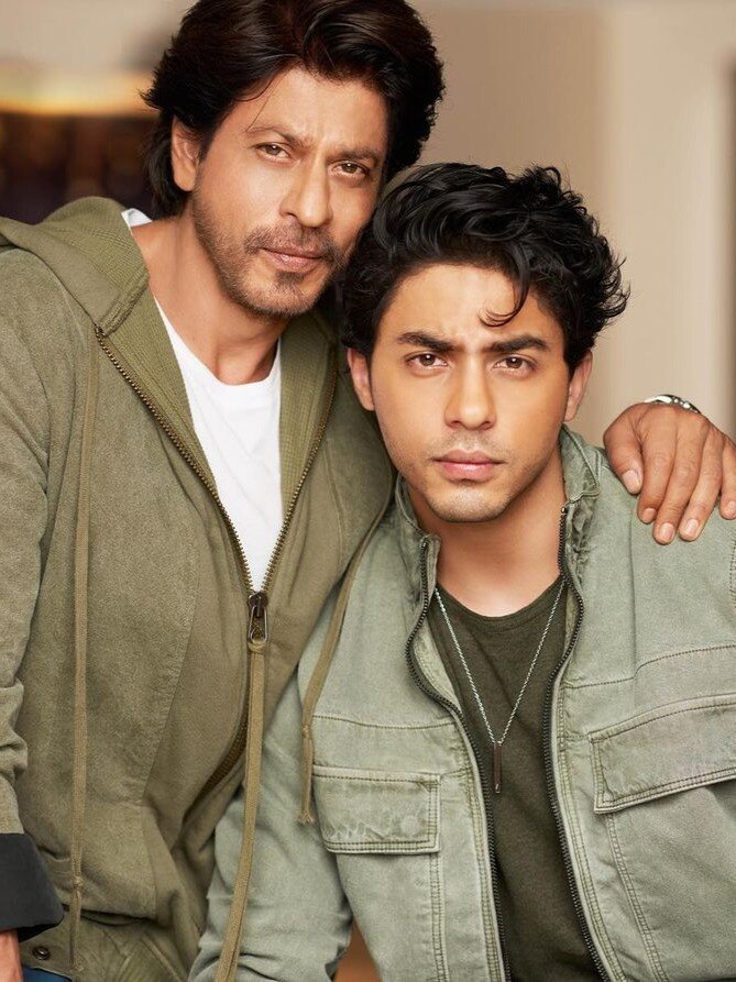 आर्यन खान बने डायरेक्टर, पिता शाहरुख के साथ शूट किया प्रोजेक्ट