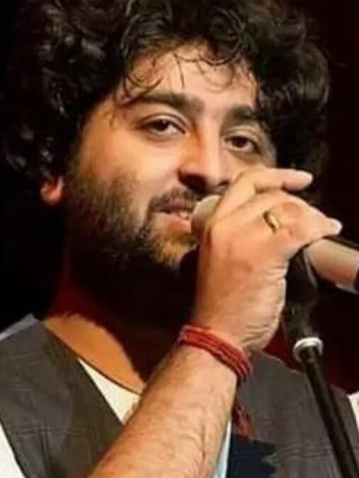 যে ১০ গানে খ্যাতির শীর্ষে অরিজিৎ সিং