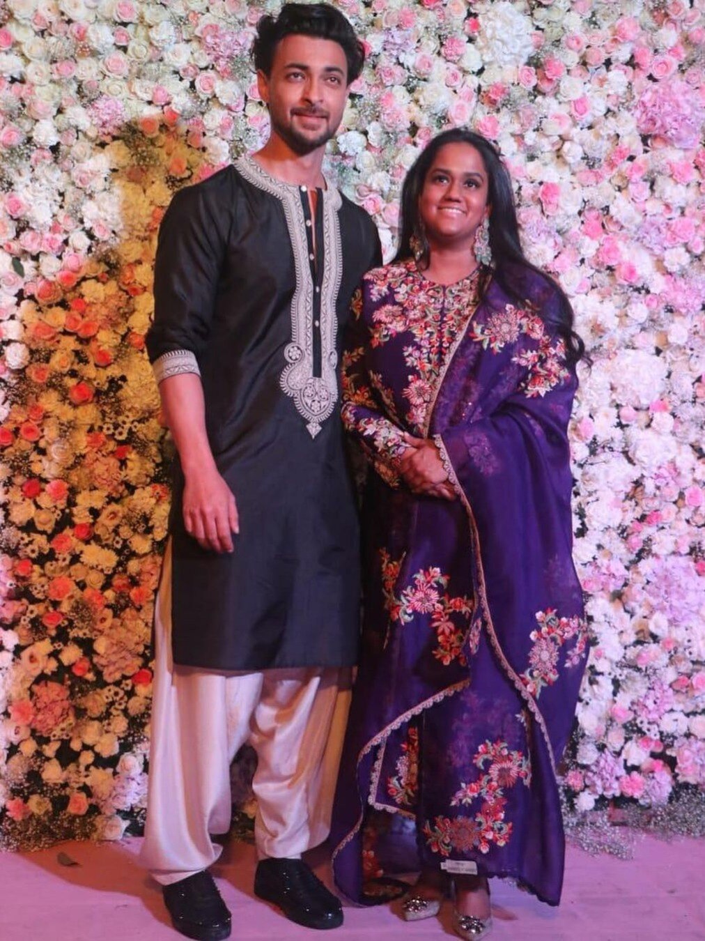 सलमान की बहन को वजन, सांवली रंगत पर किया ट्रोल, सपोर्ट में उतरे पति आयुष