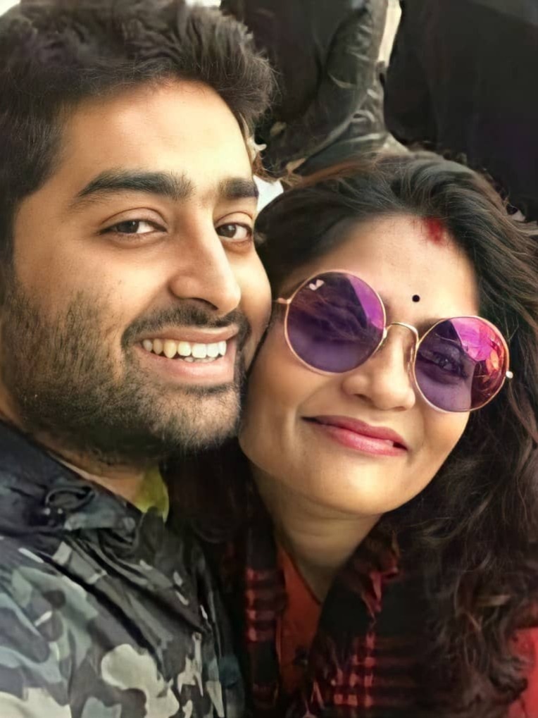 তারাপীঠে দ্বিতীয় বিয়ে সেরেছিলেন অরিজিৎ, প্রথমটা?   