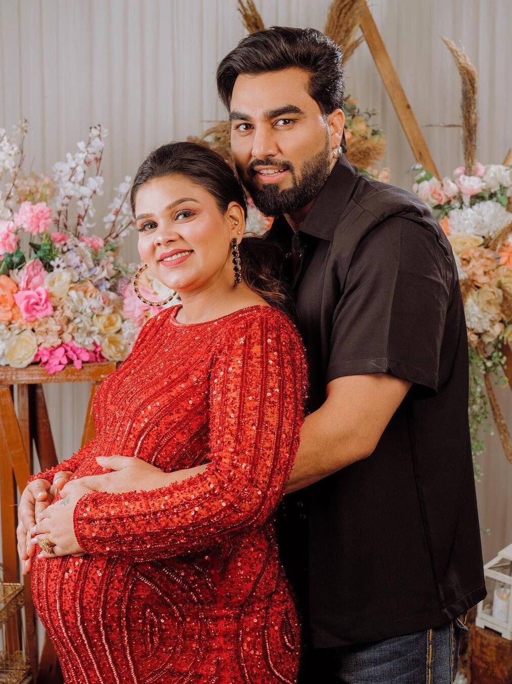 20 दिन में तीन बच्चों का पिता बना एक्टर, पहली पत्नी ने रिवील किया नए मेहमानों का जेंडर